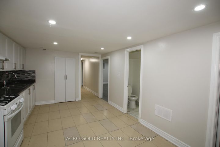 Photo 41 at 96 Archdekin Drive, Madoc, Brampton