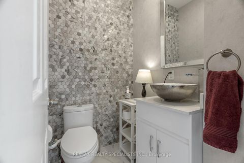 Photo 11 at 174 Milkweed Way, BR Bronte, Oakville