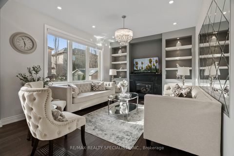 Photo 12 at 174 Milkweed Way, BR Bronte, Oakville