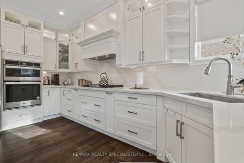 Photo 16 at 174 Milkweed Way, BR Bronte, Oakville