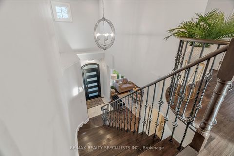 Photo 18 at 174 Milkweed Way, BR Bronte, Oakville