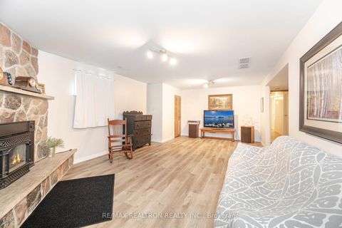 Photo 18 at 17145 Caledon King Townline N, Rural King, King