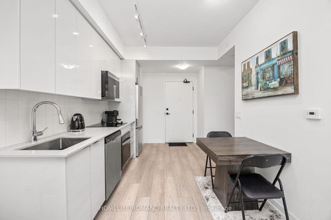 Photo 9 at 1426 - 498 Caldari Road, Concord, Vaughan