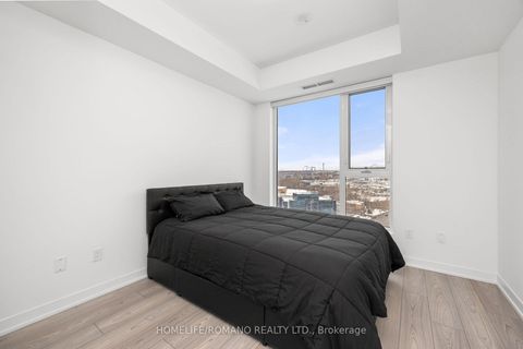 Photo 15 at 1426 - 498 Caldari Road, Concord, Vaughan