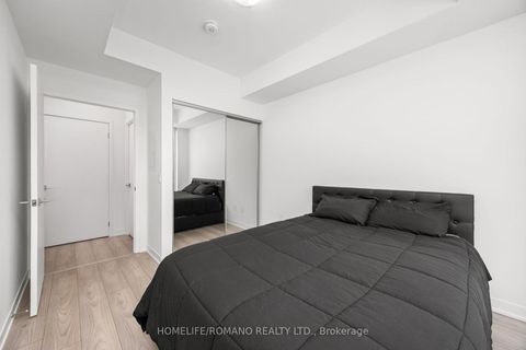 Photo 16 at 1426 - 498 Caldari Road, Concord, Vaughan