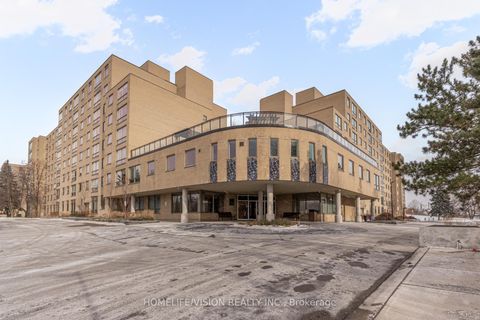 Photo 1 at 807 - 326 Major Mackenzie Drive E, Crosby, Richmond Hill