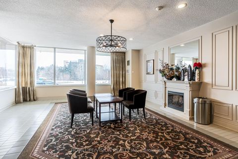 Photo 6 at 807 - 326 Major Mackenzie Drive E, Crosby, Richmond Hill