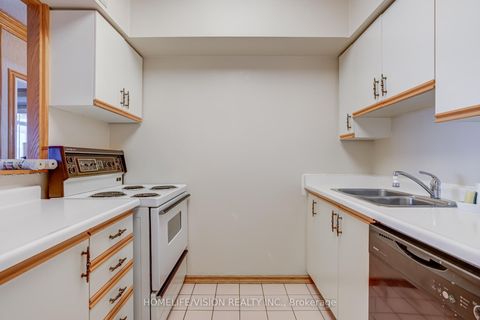 Photo 15 at 807 - 326 Major Mackenzie Drive E, Crosby, Richmond Hill