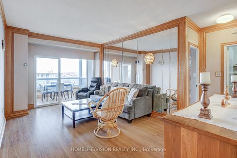 Photo 16 at 807 - 326 Major Mackenzie Drive E, Crosby, Richmond Hill