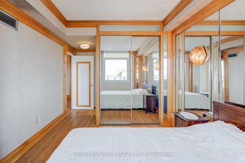 Photo 19 at 807 - 326 Major Mackenzie Drive E, Crosby, Richmond Hill