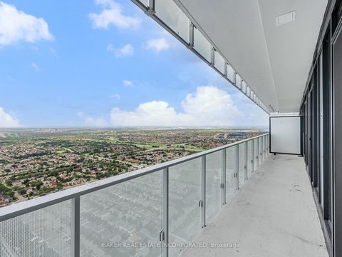 Photo 13 at 5806 - 3900 Confederation Parkway, City Centre, Mississauga