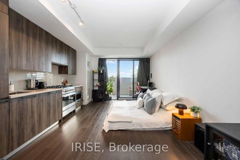 Photo 9 at 416 - 160 Kingsway Crescent, Kingsway South, Toronto