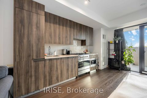 Photo 12 at 416 - 160 Kingsway Crescent, Kingsway South, Toronto