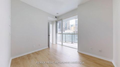 Photo 12 at 1116 - 352 Front Street W, Waterfront Communities C1, Toronto