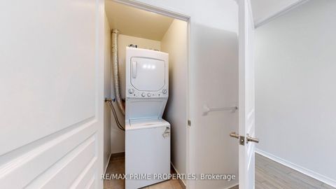 Photo 17 at 1116 - 352 Front Street W, Waterfront Communities C1, Toronto