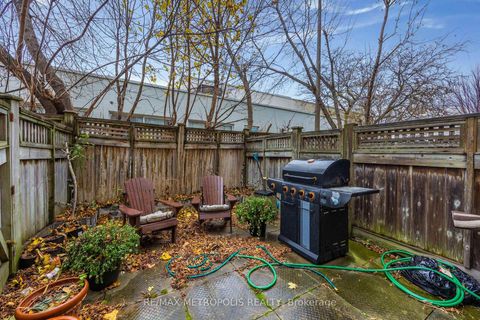 Photo 24 at 40 - 21 Replin Road, Lawrence, Toronto