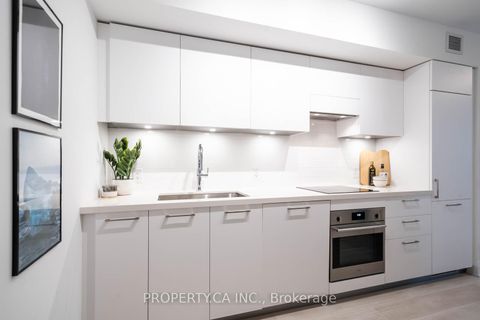 Photo 7 at 303 - 33 Frederick Todd Way, Leaside, Toronto