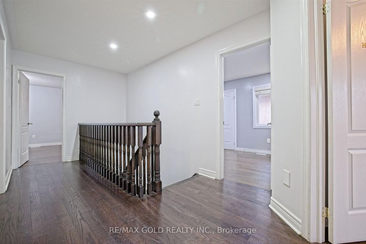 Photo 23 at 35 Abitibi Lake Drive, Wellington, Brampton