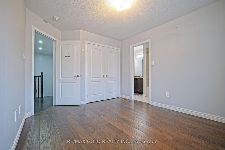 Photo 37 at 35 Abitibi Lake Drive, Wellington, Brampton