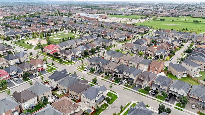 Photo 44 at 35 Abitibi Lake Drive, Wellington, Brampton