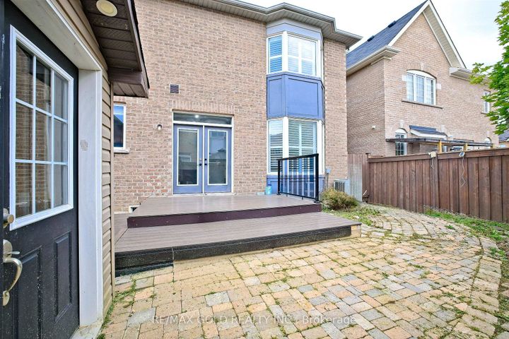 Photo 46 at 35 Abitibi Lake Drive, Wellington, Brampton