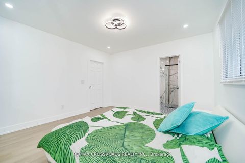 Photo 9 at 7118 Yonge Street, Rural Innisfil, Innisfil