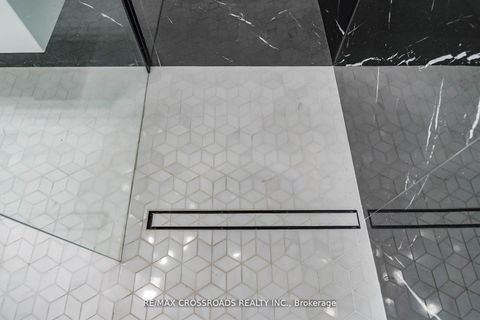 Photo 14 at 7118 Yonge Street, Rural Innisfil, Innisfil