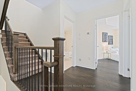 Photo 6 at 2 Curlew Drive, Donalda, Toronto