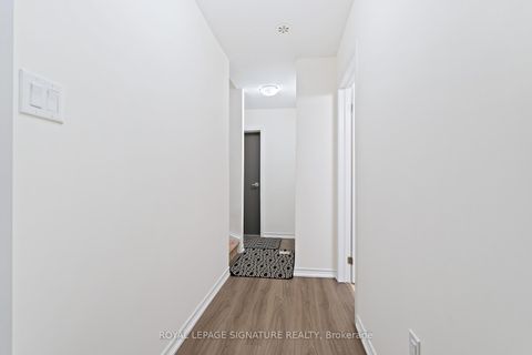 Photo 11 at 2 Curlew Drive, Donalda, Toronto