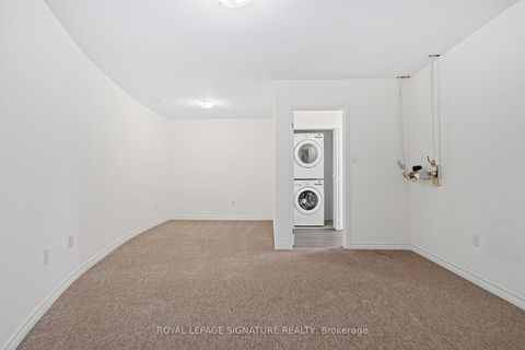 Photo 13 at 2 Curlew Drive, Donalda, Toronto