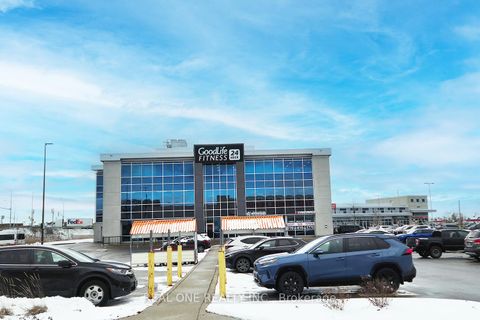 Photo 41 at 5 Gridiron Gate, Vellore Village, Vaughan