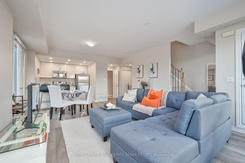 Photo 5 at 92 - 30 Carnation Avenue, Long Branch, Toronto