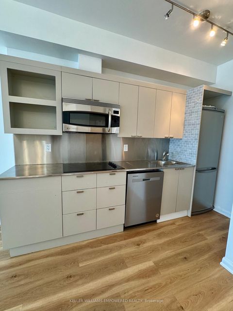 Photo 11 at 1708 - 111 Elizabeth Street, Bay Street Corridor, Toronto