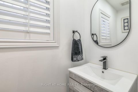 Photo 16 at 63 Snowy Meadow Avenue, Oak Ridges, Richmond Hill