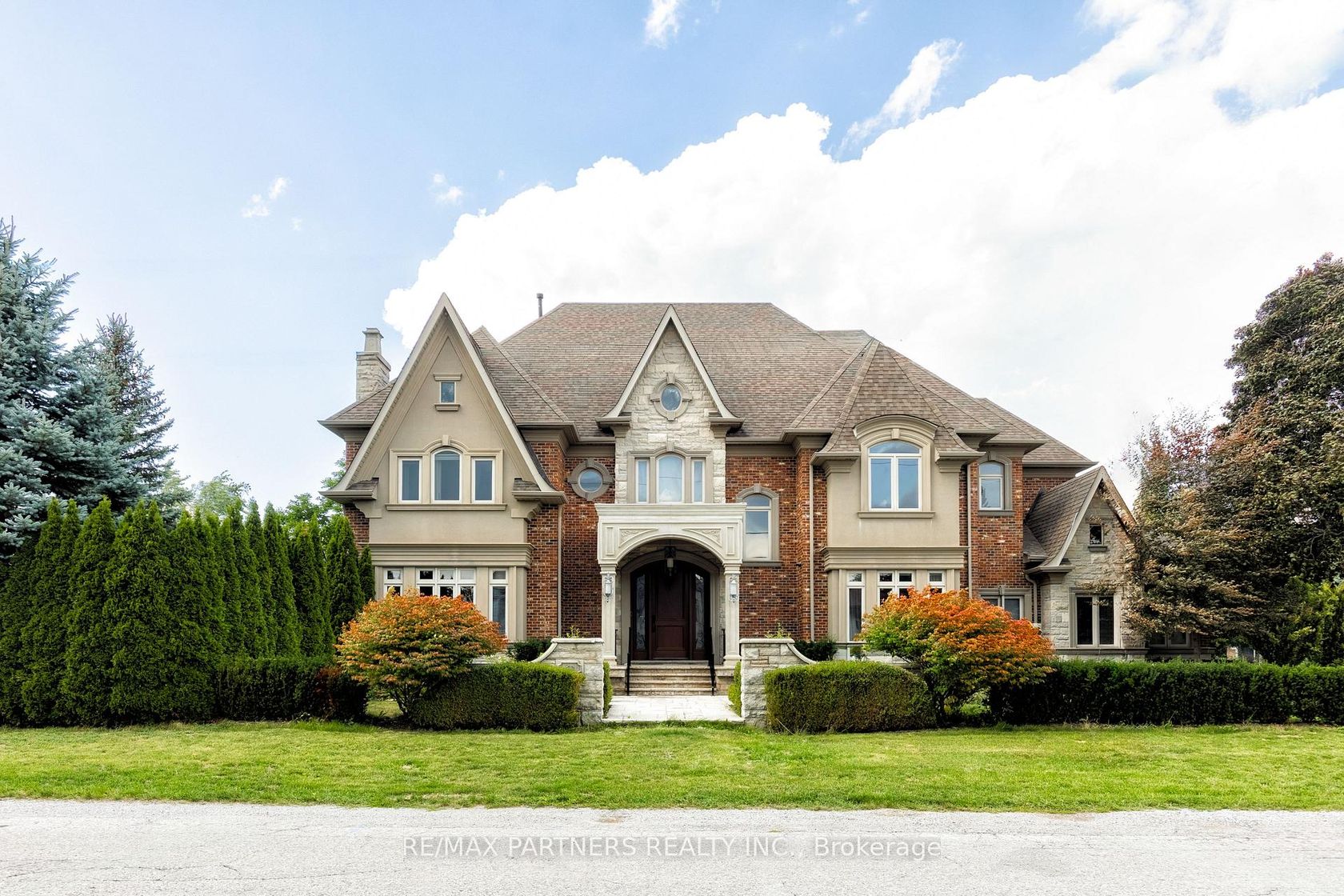 68 Maple Grove Avenue, Oak Ridges, Richmond Hill 