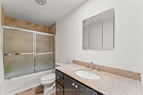 Photo 24 at 92 Elise Terrace, Newtonbrook West, Toronto