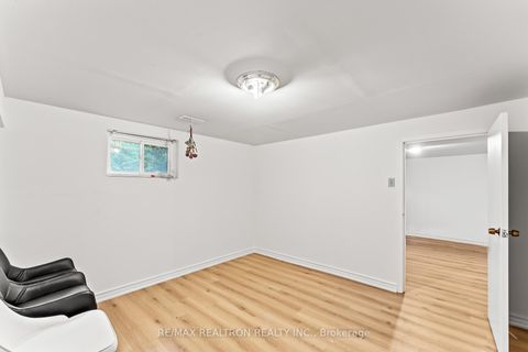 Photo 30 at 92 Elise Terrace, Newtonbrook West, Toronto