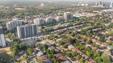 Photo 40 at 92 Elise Terrace, Newtonbrook West, Toronto