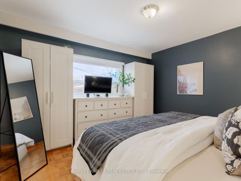 Photo 15 at 204 Belgravia Avenue, Belgravia, Toronto