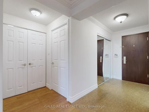 Photo 5 at 627 - 138 Bonis Avenue, Sullivan, Toronto