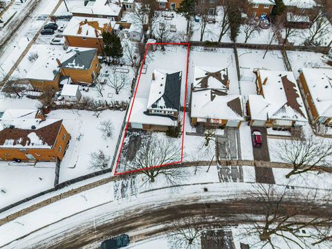 Photo 4 at 27 Hookwood Drive, Agincourt North, Toronto