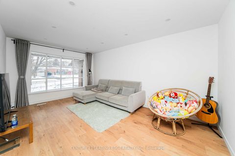 Photo 6 at 27 Hookwood Drive, Agincourt North, Toronto