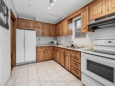 Photo 13 at 538 Strathmore Boulevard, Danforth, Toronto