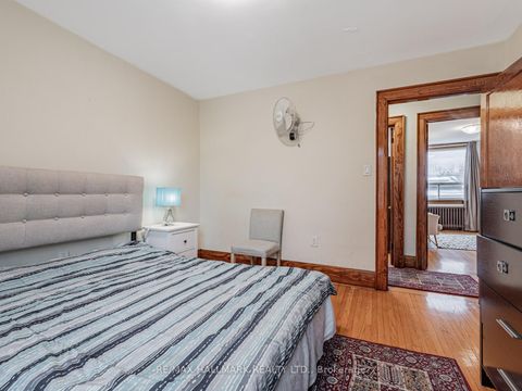 Photo 22 at 538 Strathmore Boulevard, Danforth, Toronto