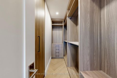 Photo 27 at 1001 - 40 Rosehill Avenue, Moore Park, Toronto