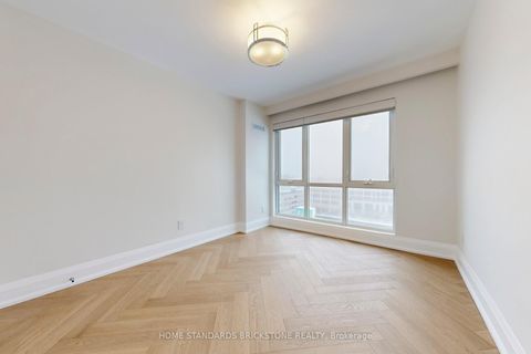 Photo 32 at 1001 - 40 Rosehill Avenue, Moore Park, Toronto