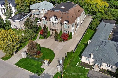 Photo 2 at 21 Boyle Drive, South Richvale, Richmond Hill