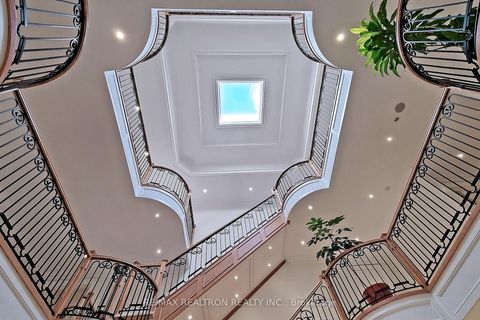 Photo 37 at 21 Boyle Drive, South Richvale, Richmond Hill