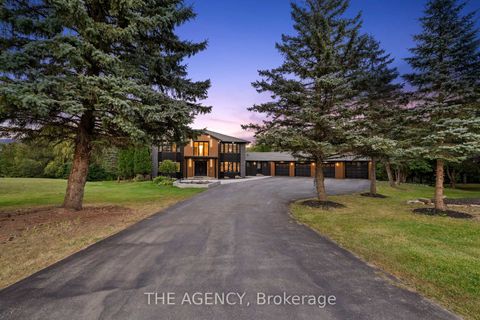 Photo 2 at 372 Burns Boulevard, King City, King