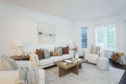 Photo 4 at 82 Woodstone Avenue, Devonsleigh, Richmond Hill